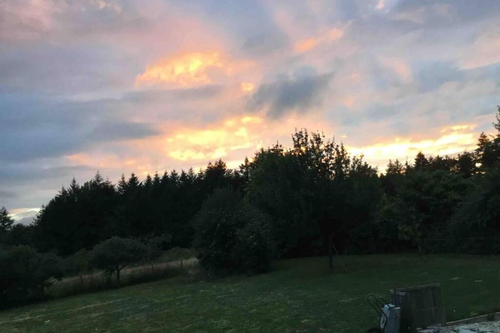 Breesfalt Gite Accomodation Villa Maisonnais-Sur-Tardoire Kültér fotó