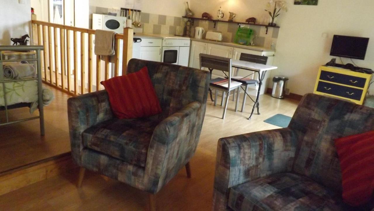 Breesfalt Gite Accomodation Villa Maisonnais-Sur-Tardoire Kültér fotó